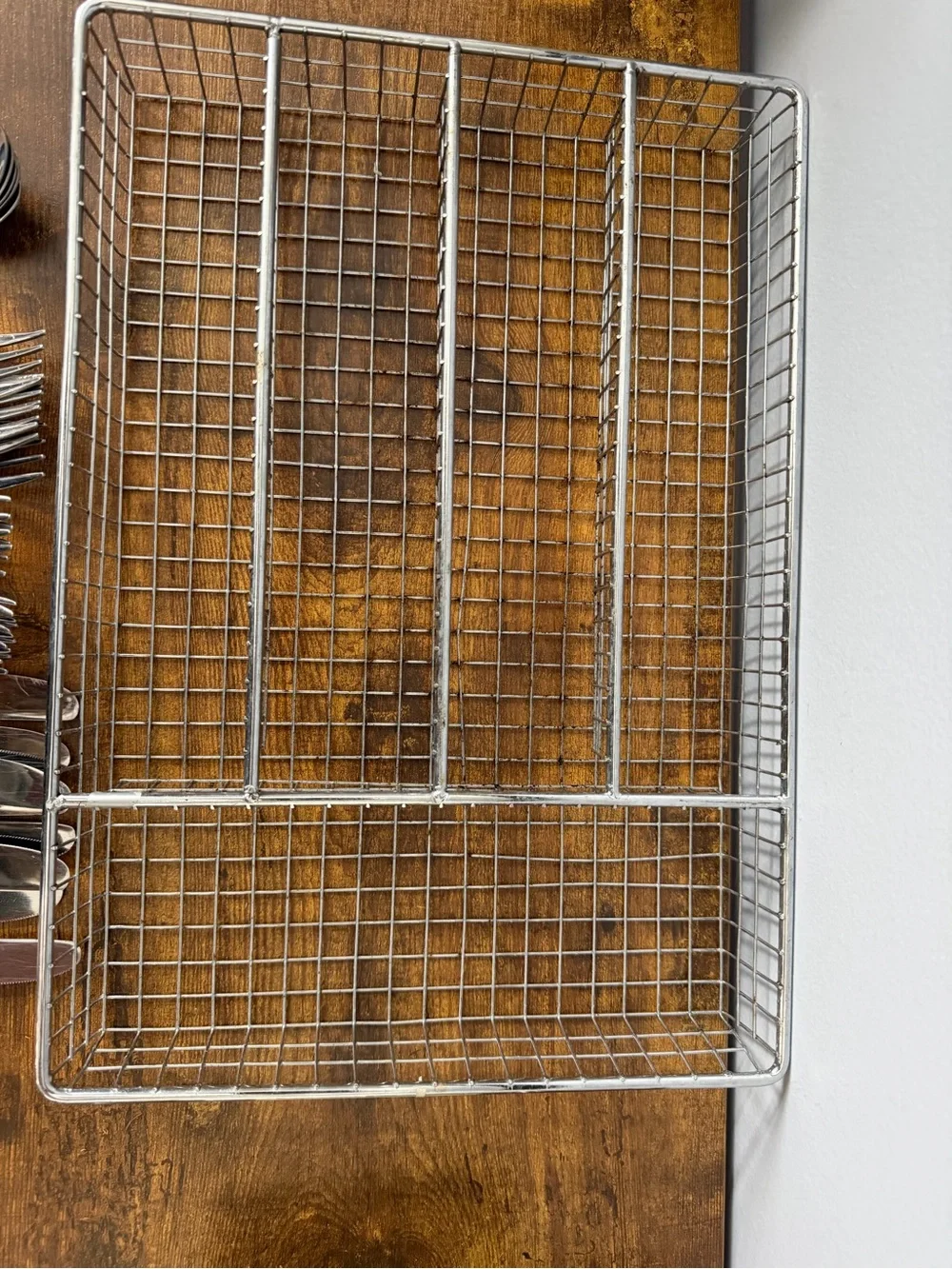 International INT639 18/10 Two Tone Flatware 21 Pc Lot Rope Edge Basket